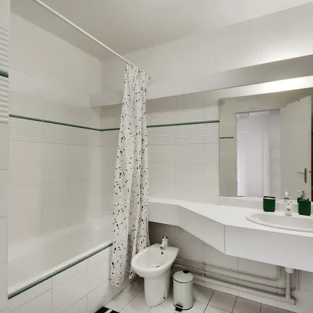 Appartement Biarritz, 2 Pieces, 4 Personnes - Fr-1-239-643 *